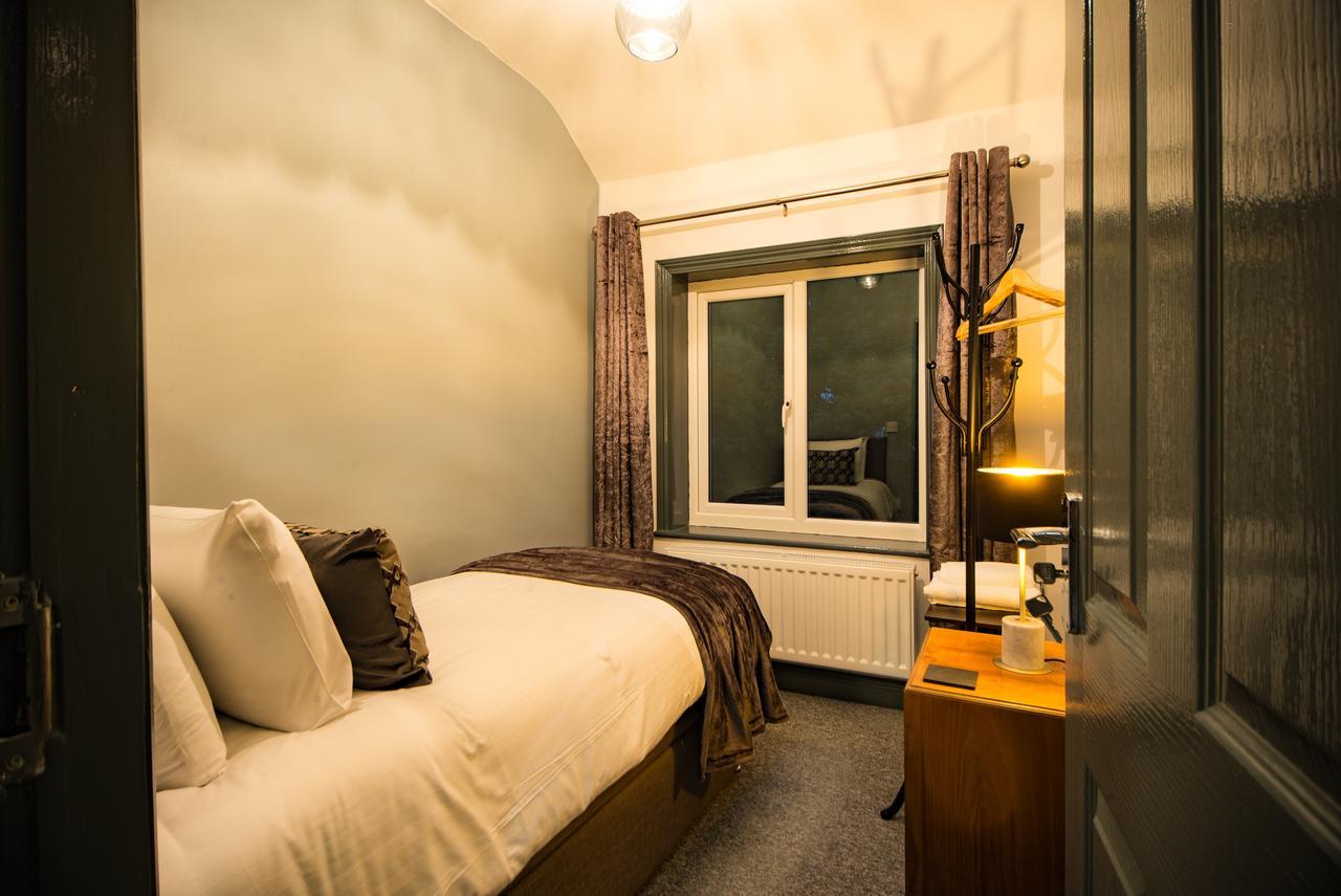 Barnston House - Heswall - Spacious Homely Holiday Home By Rework Accommodation Экстерьер фото